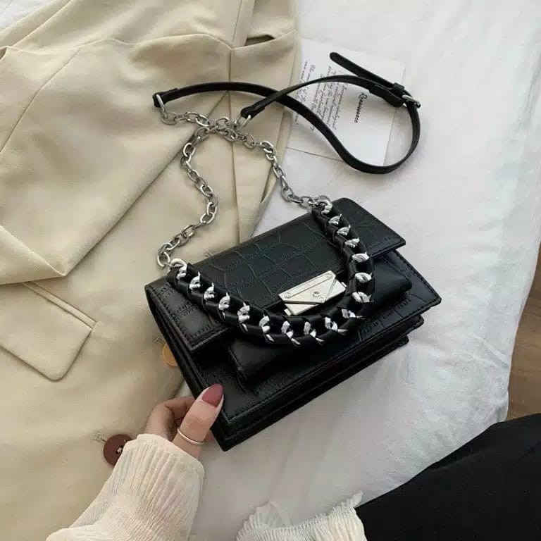 Tas Selempang Wanita Croco Rantai DAEMON