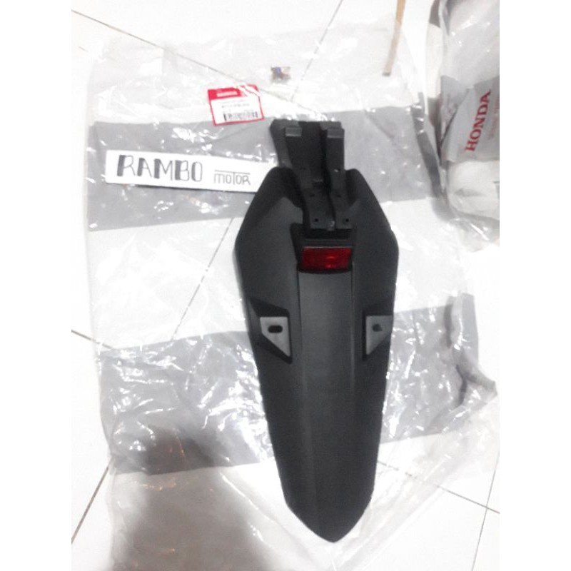 slebor fender belakang supra GTR 150 ORIGINAL 80110K56N10
