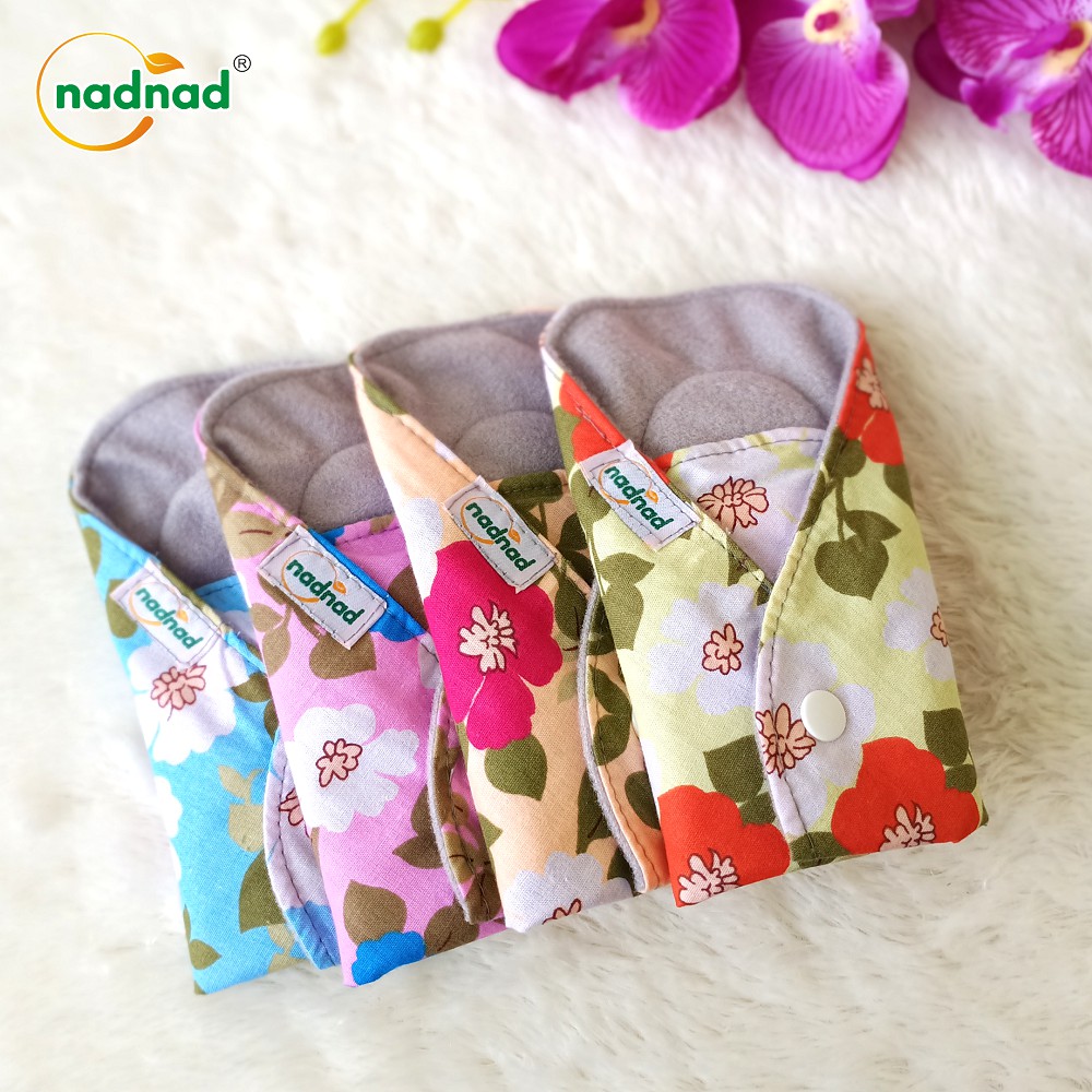 Menspad Pembalut Kain Wanita Day Nadnad  Per Pack Isi 4 Pcs