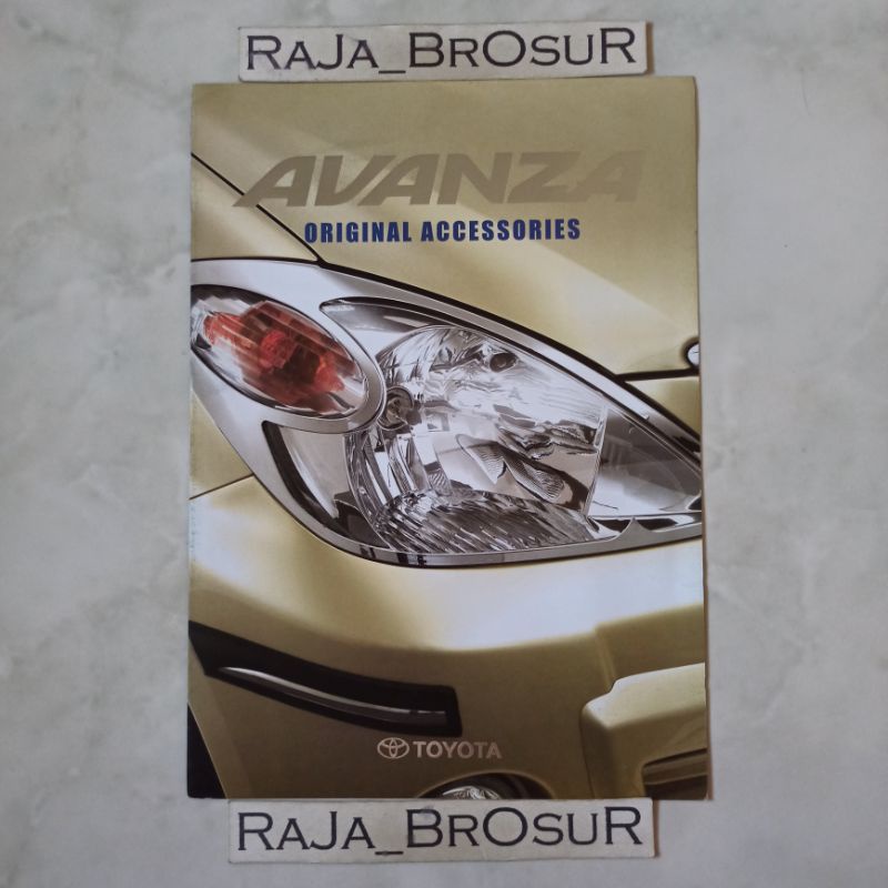 Poster brosur katalog leaflet Toyota Avanza Original Accessories 2004