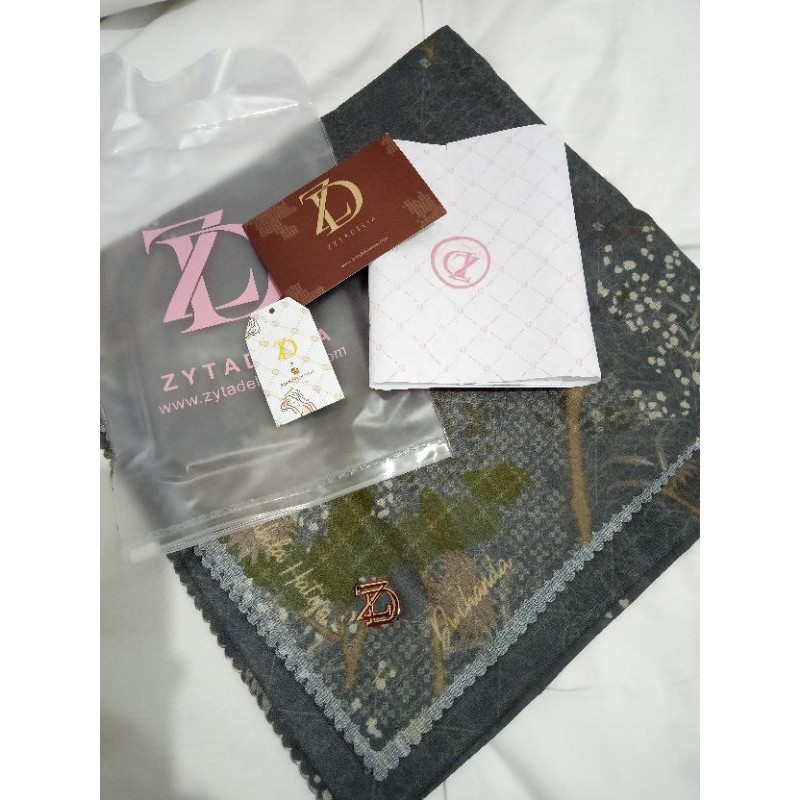 New scarf Zytadelia Vriendskap tanpa box