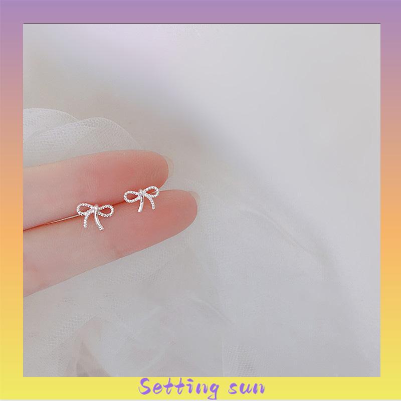 S925 Silver Stud Earrings untuk Siswa Perempuan Anting Desain Kecil Serbaguna Sederhana TN