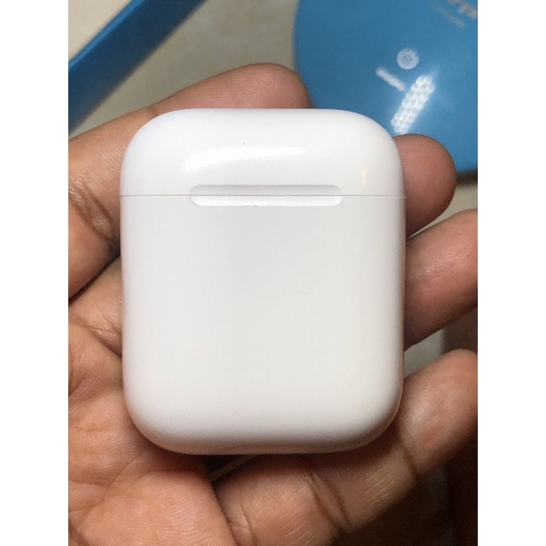 airpods 2 2nd gen Charging case only
