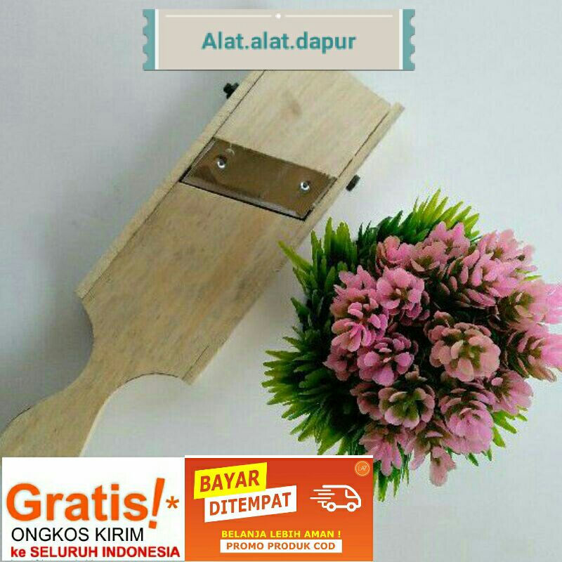 Parutan keripik pisang/parutan keripik singkong/parutan keripik kentang dll