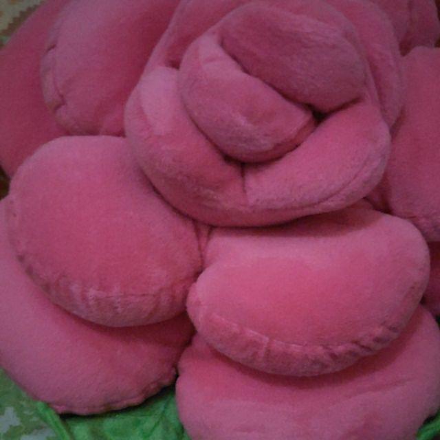 Bantal Bunga Mawar Kombinasi