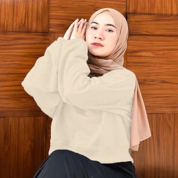 Public - Oversize Crop Sweater - Sweater Wanita Kekinian