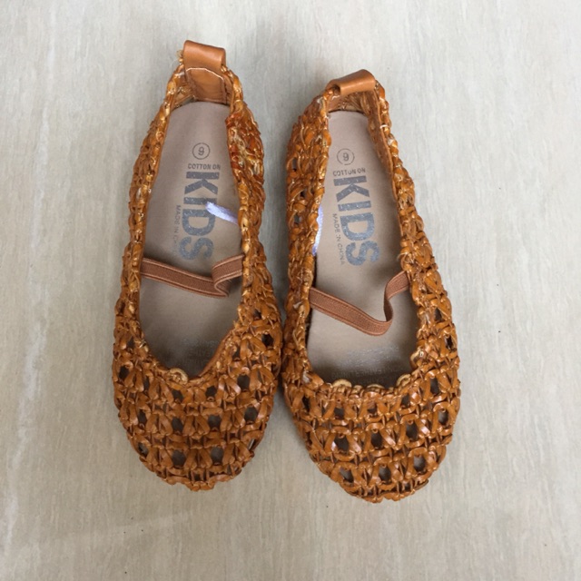 New sepatu anak Cotton on