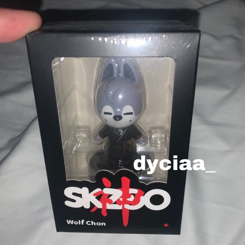 BOOKED LIMITED FIGURE SKZOO WOLFCHAN SEALED