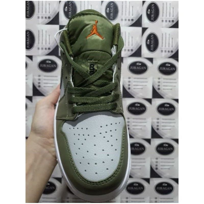 Nike Air Jordan 1 Low &quot;Military Green&quot;