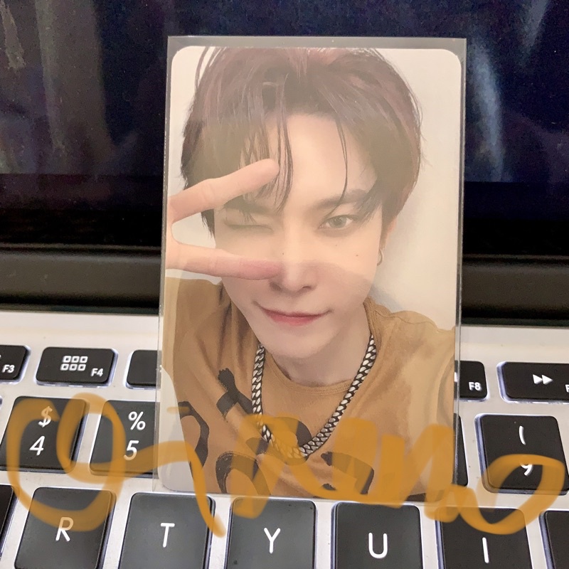 DOYOUNG PC UNIVERSE PHOTOBOOK VER NCT 2021 PB PHOTOCARD WINK