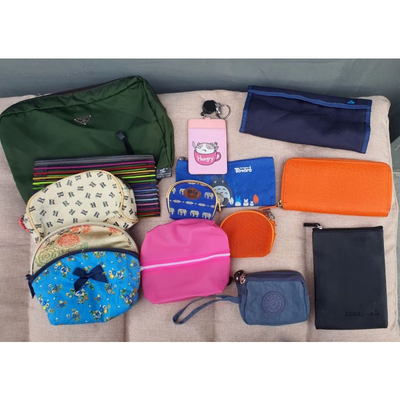 Dompet isi 14 Pcs Esprit Prada card holder paspor