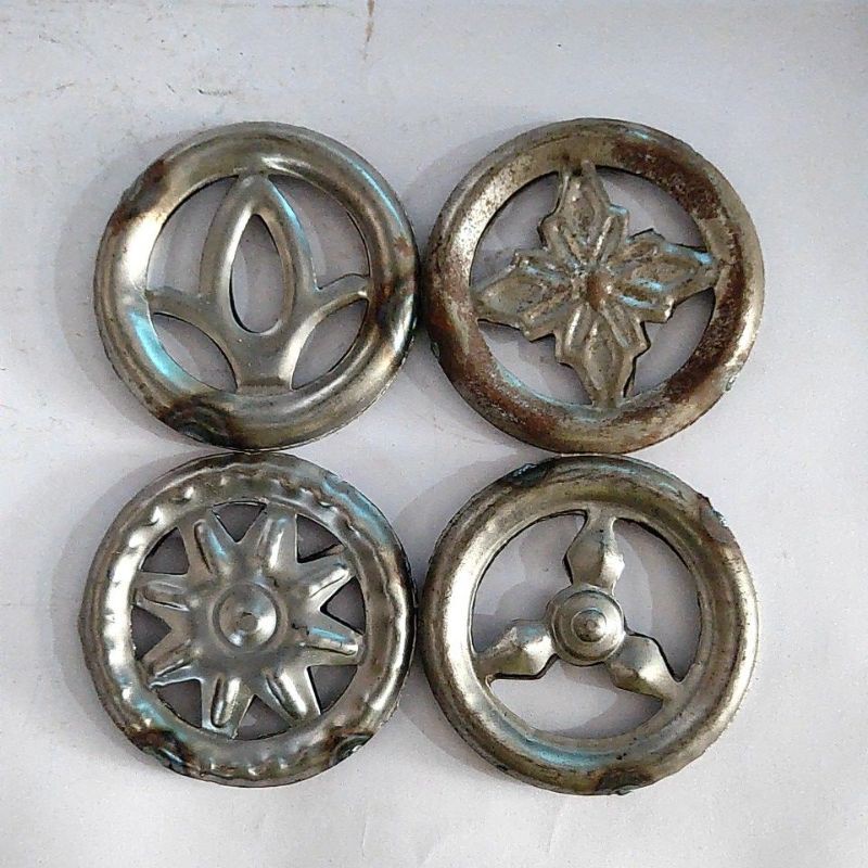 Ornamen hiasan pagar tangga tralis rumah