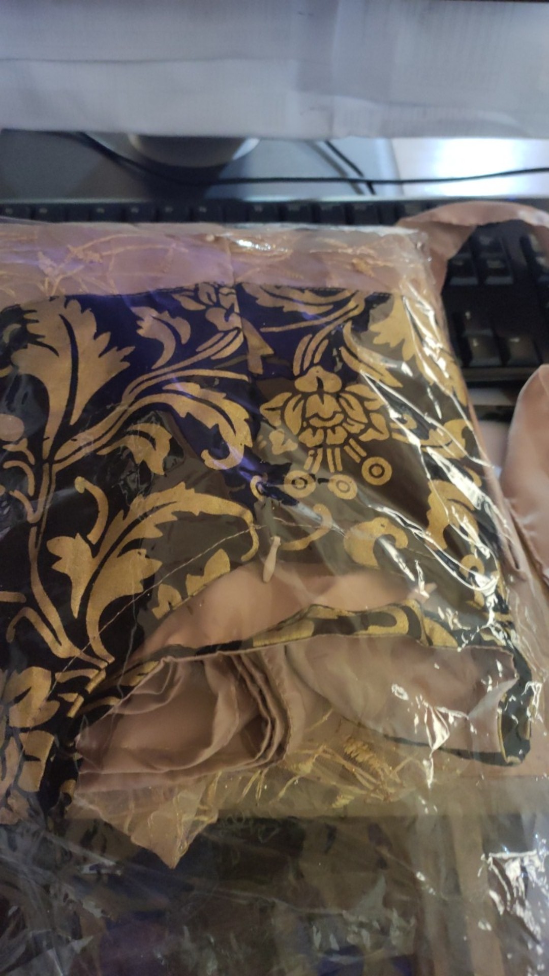 Batik Couple + Anak, Gamis Dan Kemeja Lengan Pendek Limited Edition By Batik Sumber Bahagia