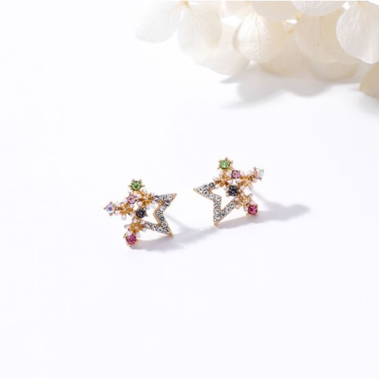 Anting Wanita Bunga Dengan Aksen Permata Aksesoris Fashion-M