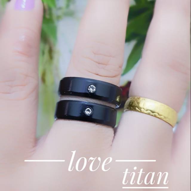 Cincin couple titanium terlaris