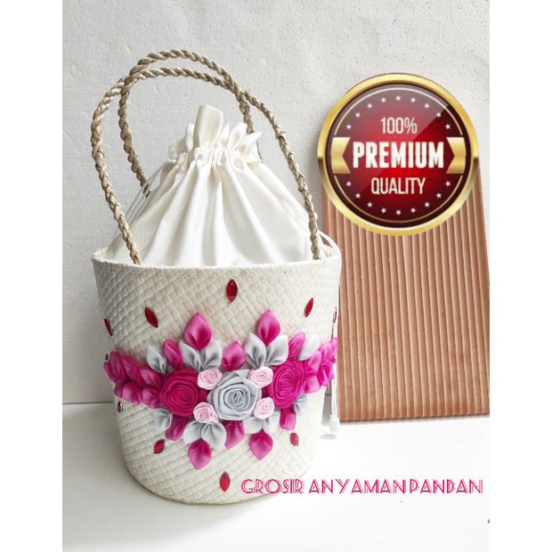 

Tas pandan parcel EMBER 2 TOPLES BUNGA ROSE GG RARA keranjang anyaman gift parcel lebaran natal