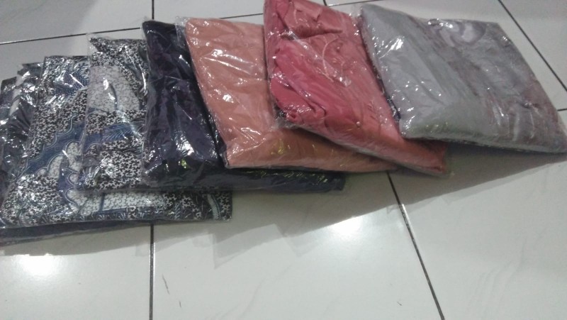New Arrival | Nayaka Batik - Batik Couple Anjella Hauw Tulle Slendang Aplikasi Payet