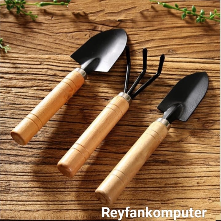 Set Peralatan Berkebun 3pcs Sekop Garpu Cangkul Mini 3 in 1 Alat Berkebun Garden Tool