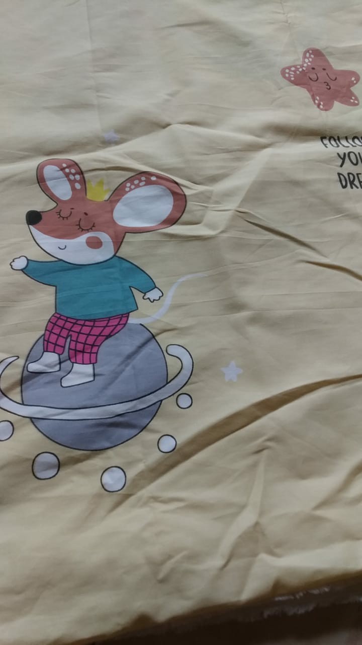 Moon Kain Sprei Meteran Katun Lokal Catra Esra Motif Anak Little Zoo Yellow Binatang Gajah Beruang