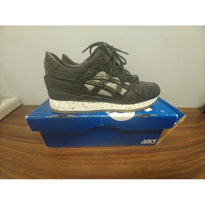 Dijual Sepatu ASICS GEL LYTE 3   White Black Diskon