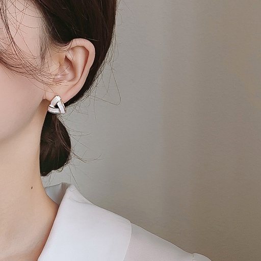 Anting Geometris Bahan Logam s925 Silver Gaya Korea Untuk Wanita