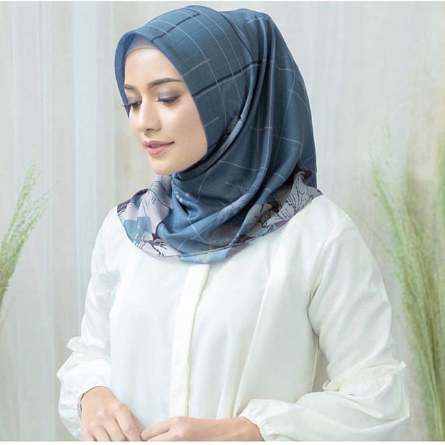 RUI PRINTED VOAL SCARF BY MY LADY HIJAB X MEGA ISKANTI