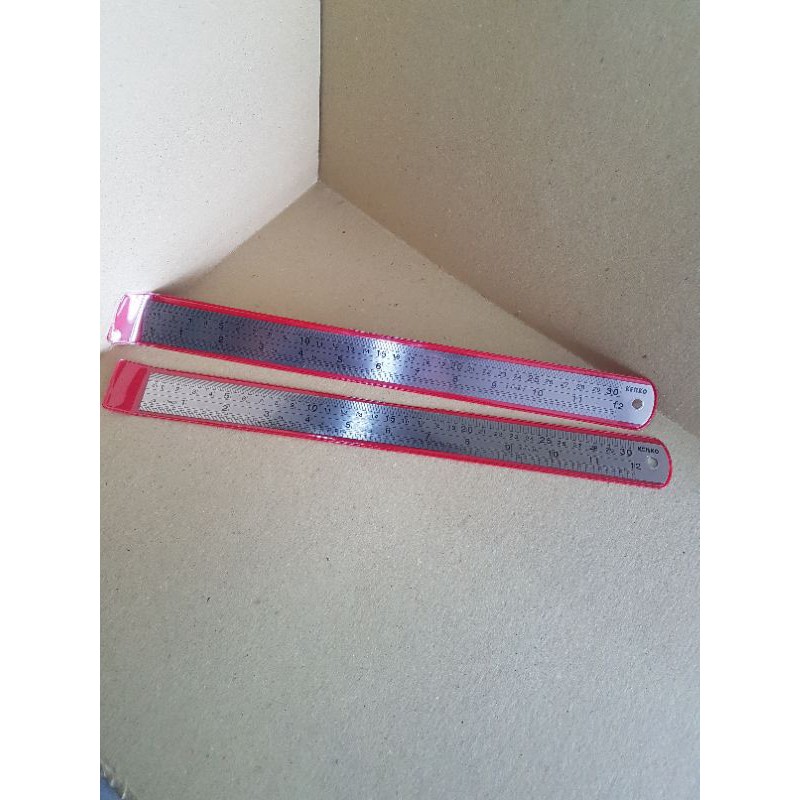

Kenko penggaris/ ruler aluminium/ alumunium/ stainless steel 30 cm