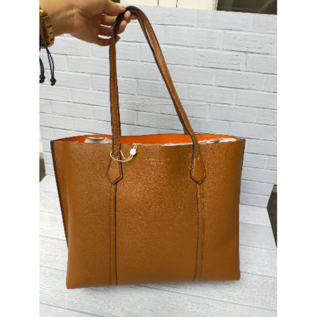 Tb. Perry Triple Compartmen Tote (LIVE)