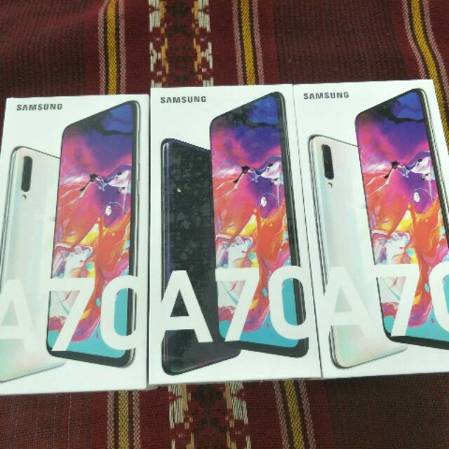 Samsung A70, Samsung A72-1