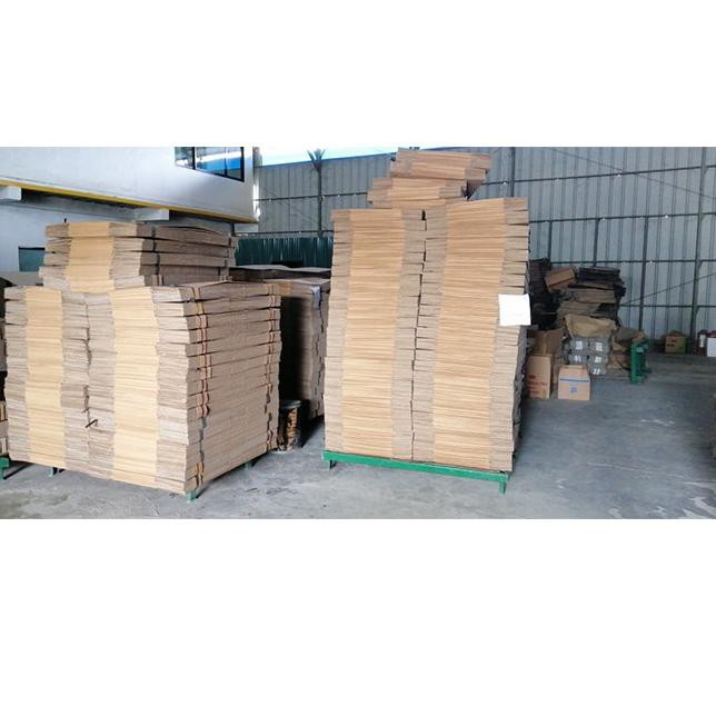

Paling Puas KARDUS / KARTON BOX BESAR POLOS Uk. 60x40x30 CM