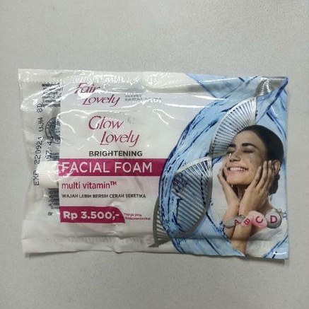 Glow &amp; Lovely Brightening FACIAL FOAM Sachet 9 GR