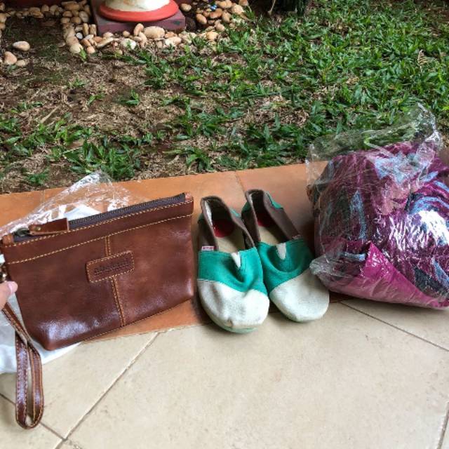 Pouch M abekani new bundling SOLD