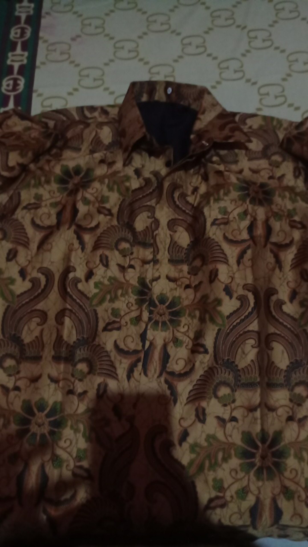 Kemeja Batik Semi Sutra Silky Premium Super Berfuring Batik Pekalongan Halus M L Xl Xxl Adem 0542988