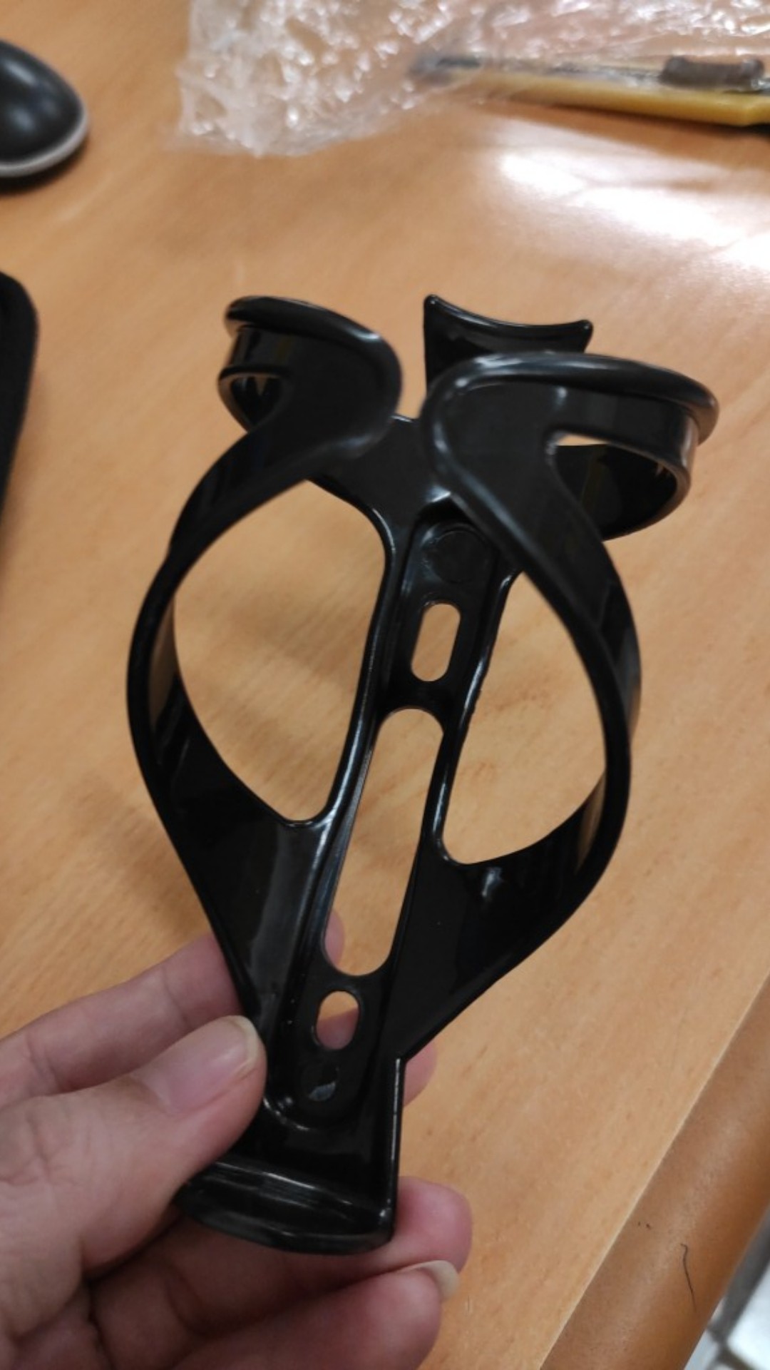 [bayar Di Tempat]tempat Botol Air Minum Untuk Sepeda Bahan Plastik / Bicycle Bottle Holder