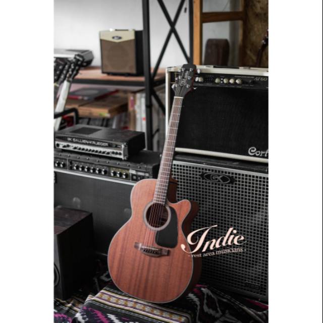 Gitar Akustik TAKAMINE GN11MCE Natural