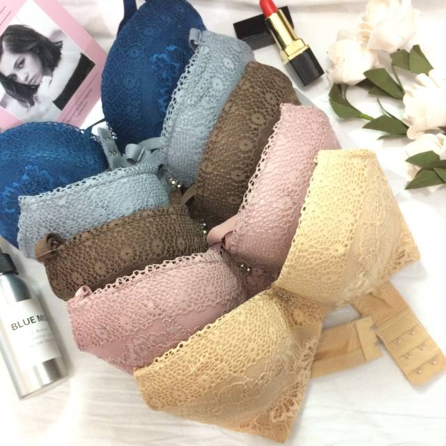 BH Elena Push Up Bra 24407A. Busa tebal sedang