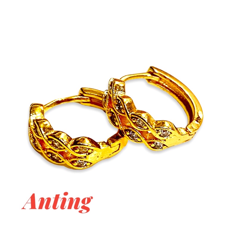 Anting wanita//anting permata //anting lapis emas//perhiasan//anting//perhiasan