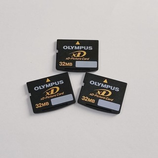 Olympus XD 32MB Original Flash Memory Card XD-Pictur