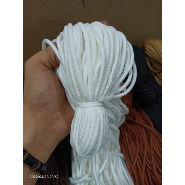 TERMURAH HARGA GROSIR TALI SEPATU BULAT-tali sepatu pantofel-tali sepatu olah raga/tali sepatuu model bulat/tali sepatu model bulat harga untuk 20 pasang/tali pantofel/tali bulat warna/tali sepatu pria dan wanita/tali swuiter tali kolor/tali sepatu bola