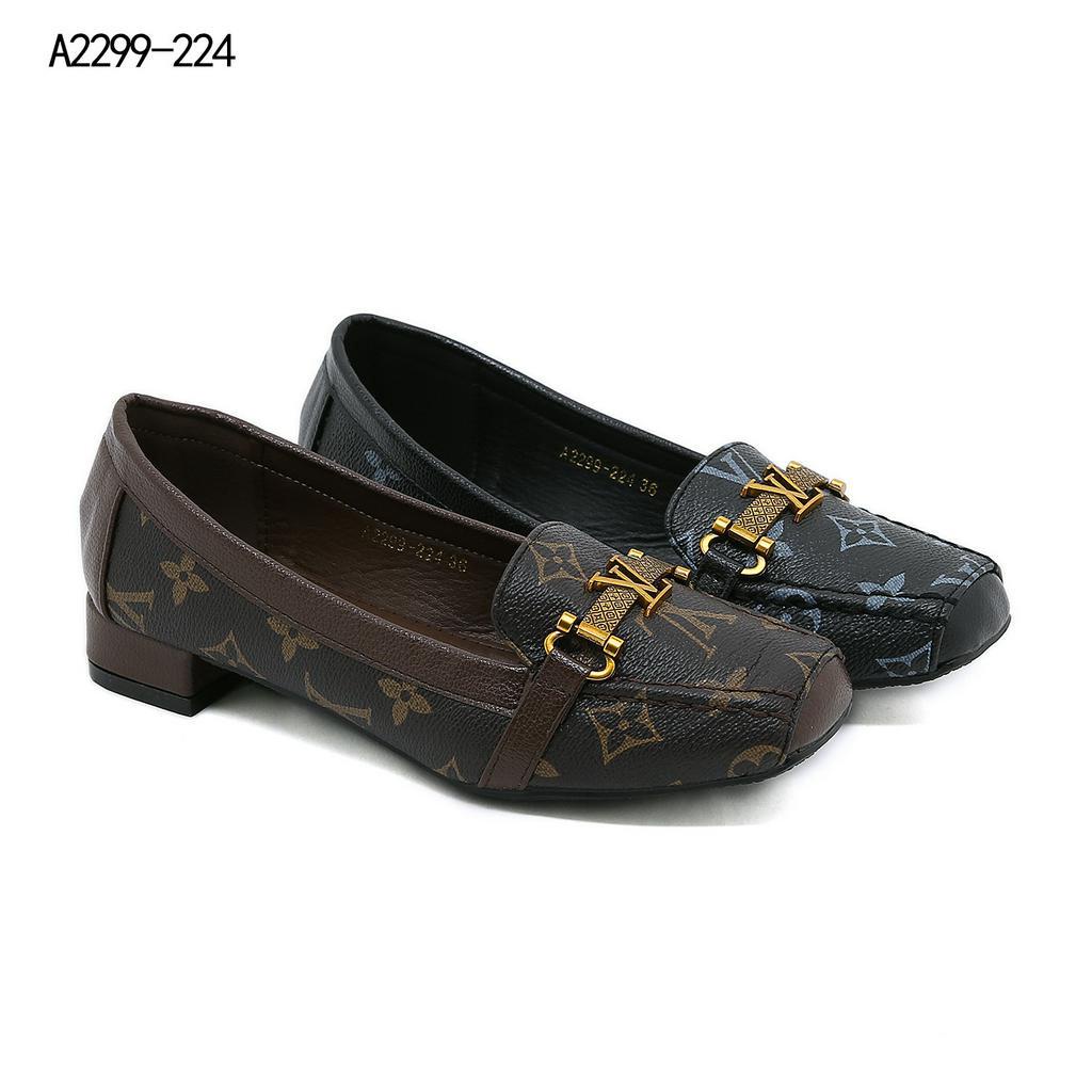 A2299-224 Moccasin