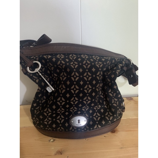 preloved tas fossil hobo maddox