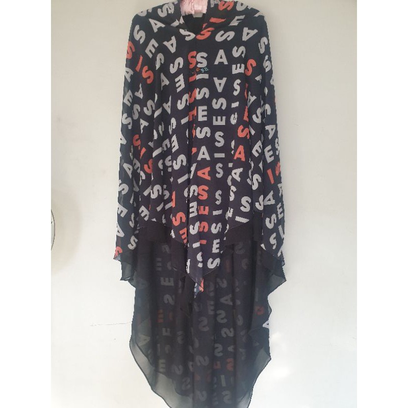 Khimar Sisesa Kanafa Hitam