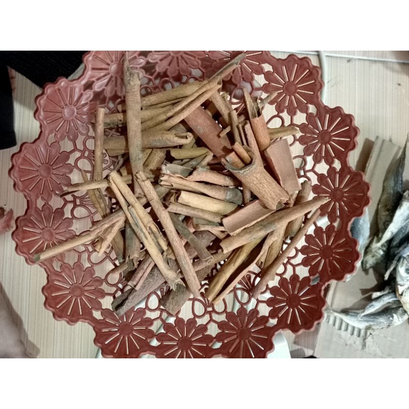 

KAYU MANIS Rp 1000 LANGSUNG DARI PETANI