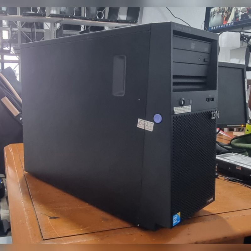 IBM SYSTEM X3100 M4 SERVER E31220 RAM 4GB HDD 1TB DVD RW DUAL LAN GIGABITE PALING BANDEL DI KELASNYA