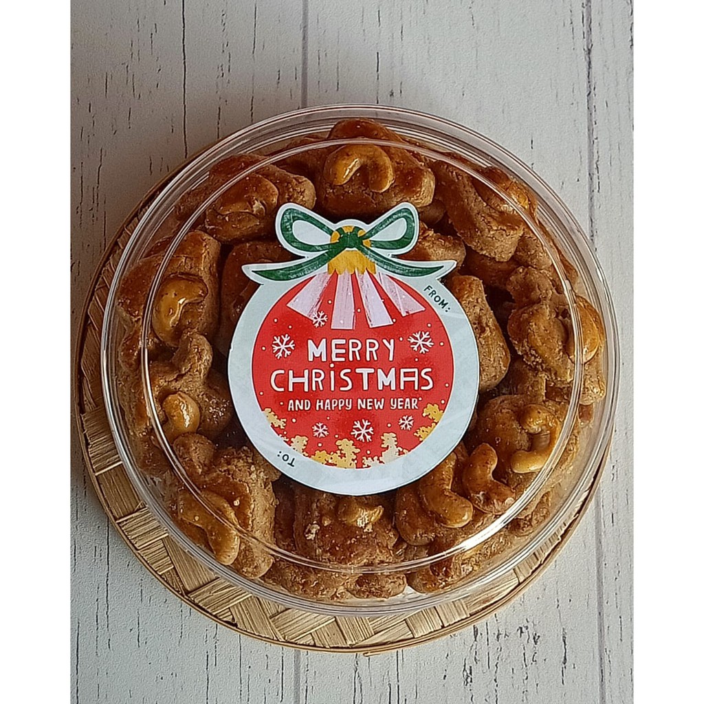 

Kue Kacang Mete Premium Edisi Natal 500 gr