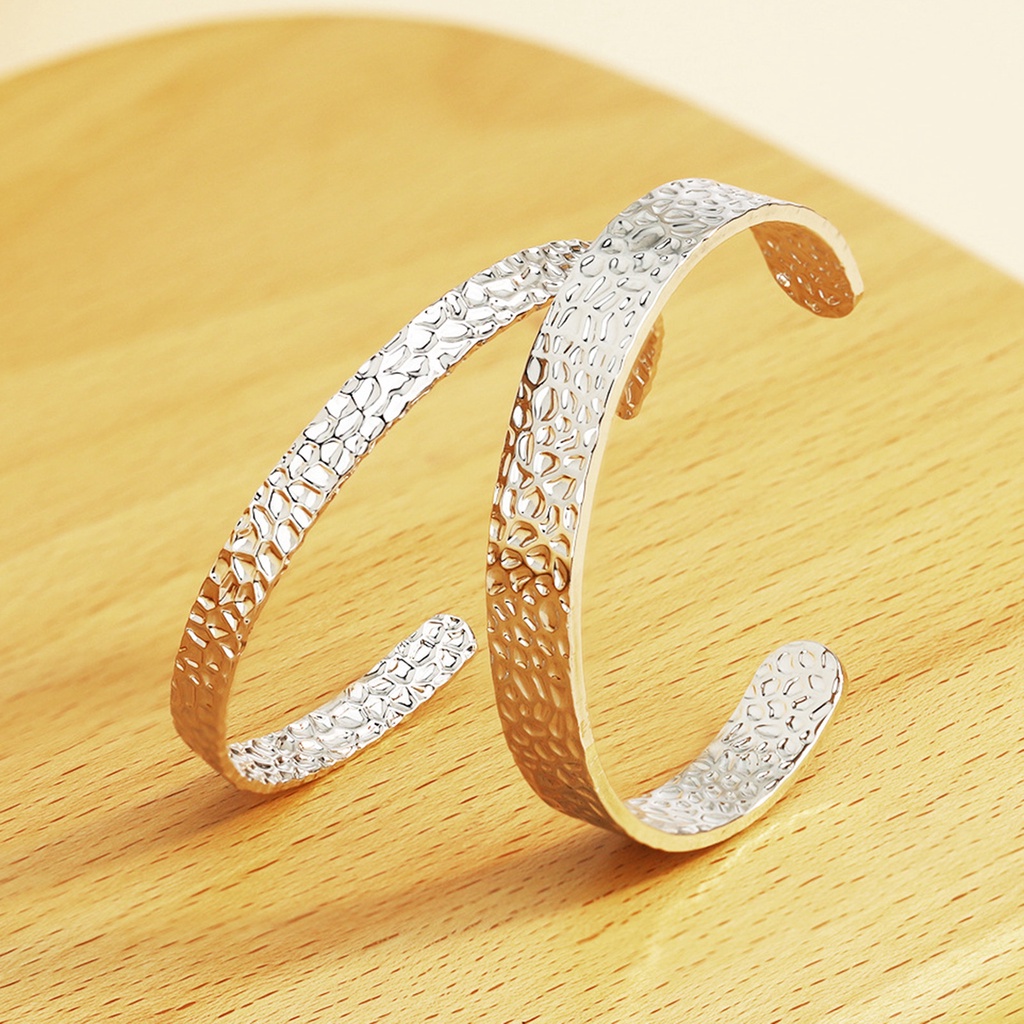 Hu Hu Hu Hu Hu Alat Bantu Pasang Kacamata♡ Gelang Bangle Open Cuff Adjustable Motif Perkusi Bahan Tembaga Untuk Wanita