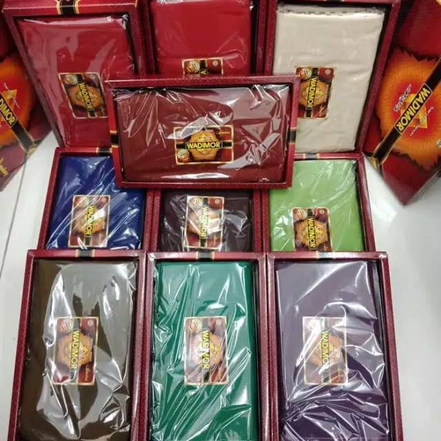 SARUNG WADIMOR LENGKAAP MOTIF &amp; POLOS TERMURAAH