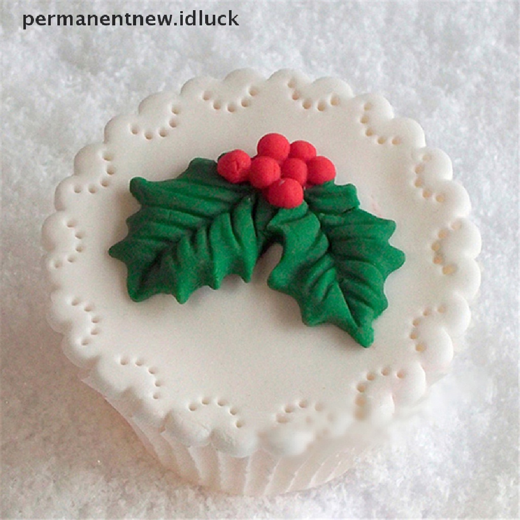 Cetakan Kue / Coklat / Permen Bahan Silikon Desain Holly Christmas