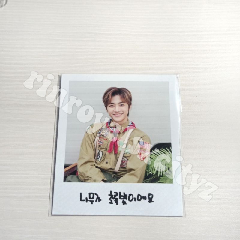 polaroid jaemin sumkit