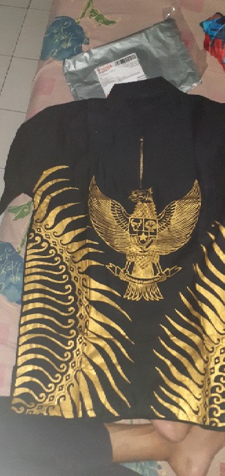 Samhadi Batik Sb026 Kenongo Kemeja Prada Garuda Pendek Pekalongan Padi M L Xl Emas Halus Kemeja Bati